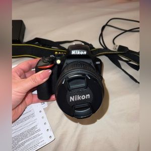 Nikon Digital Camera D3500